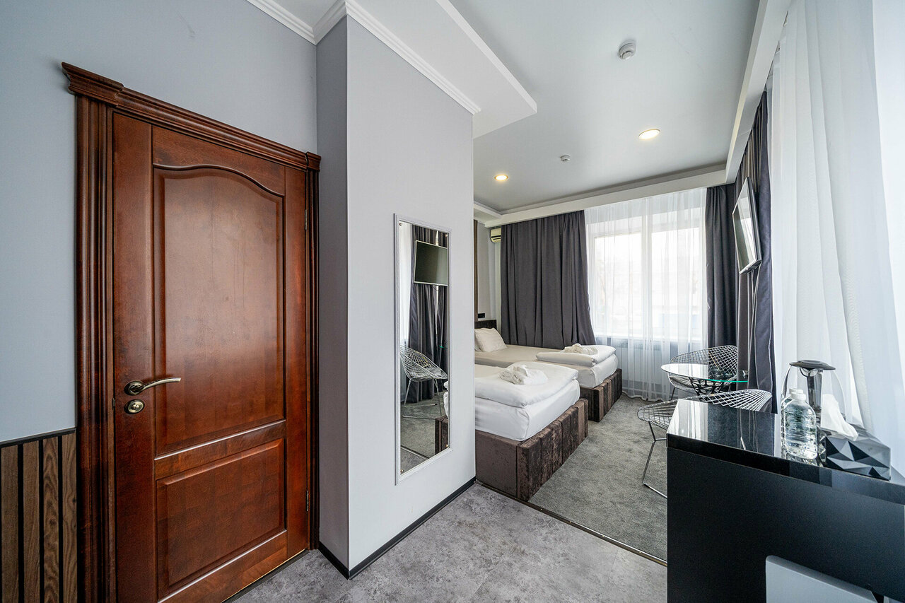 Гостиница Энигма Хабаровск