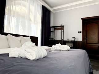 Гостиница Энигма Хабаровск Номер комфорт с 1 двуспальной кроватью-7