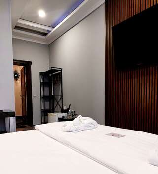 Гостиница Энигма Хабаровск Номер комфорт с 1 двуспальной кроватью-6