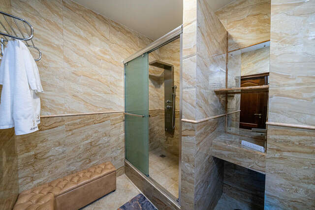 Гостиница Энигма Хабаровск-37