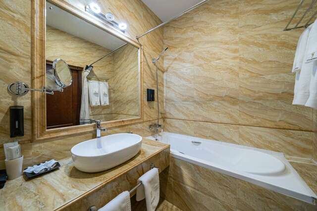 Гостиница Энигма Хабаровск-24