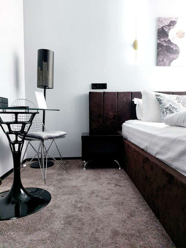 Гостиница Энигма Хабаровск-13